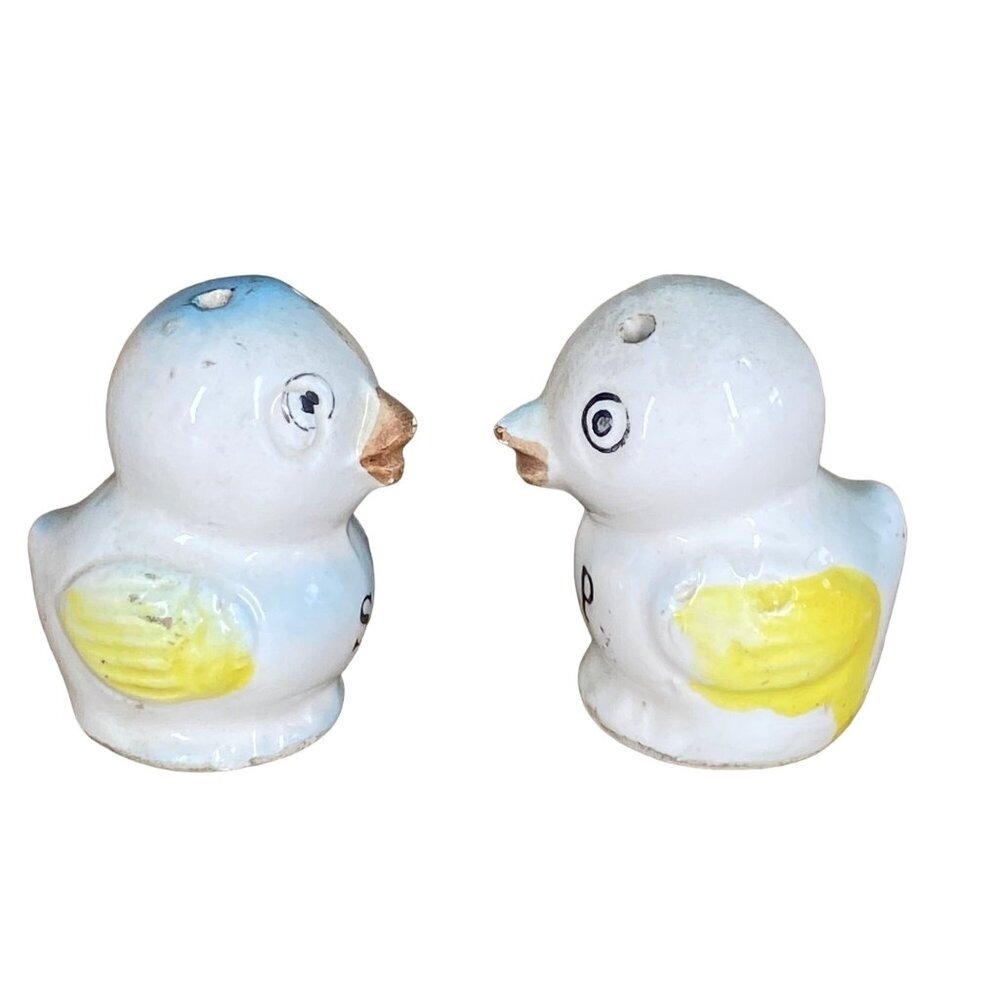 Vintage Ceramic Bird Salt & Pepper Shakers Set